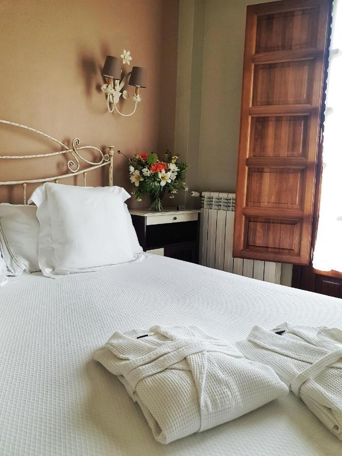 Hotel Rural Casona De Cefontes מראה חיצוני תמונה
